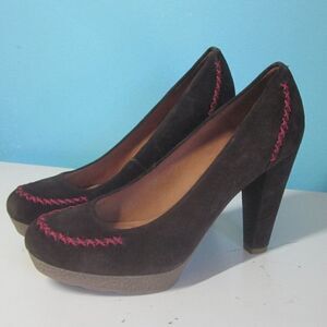 Anthropologie Holding Horses Suede Moccasin Style Heel Size 38 / 7.5 US